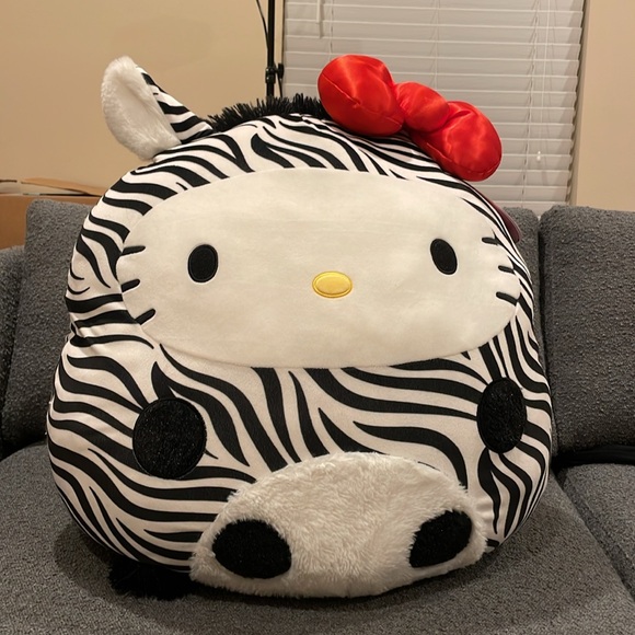 24” Jumbo Hello Kitty & friends Zebra Squishmallow - Picture 3 of 9